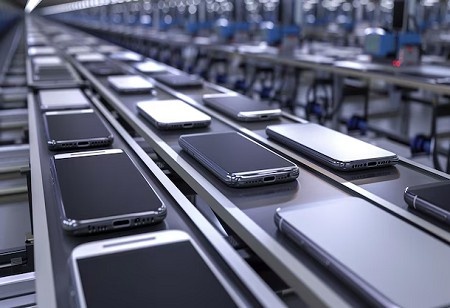 Foxconn to Make iPhone Parts in Tamil Nadu as Apple Grows in India